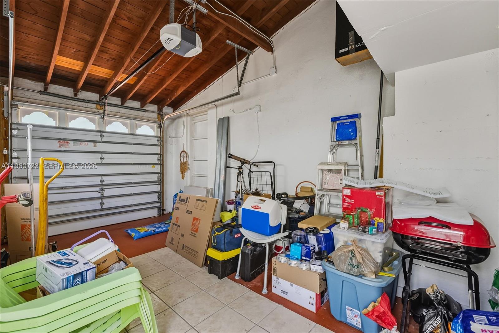 A11960723 Property Photo 28