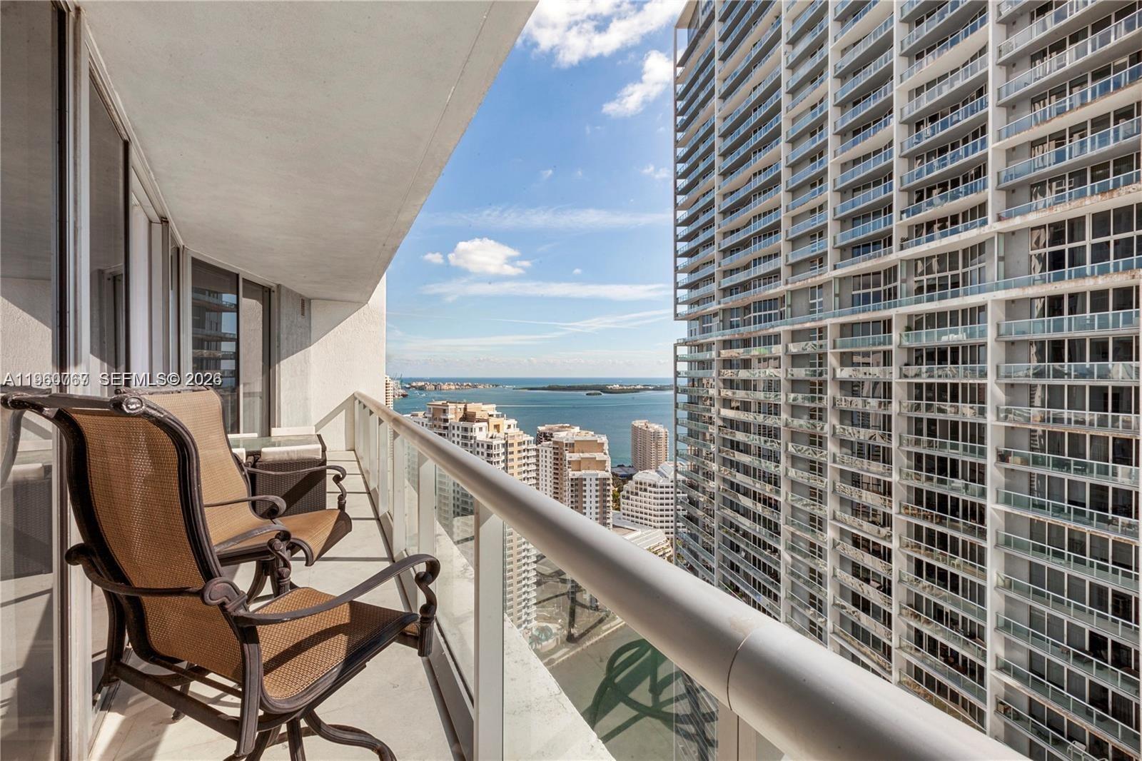 475 Brickell Avenue 3513 Property Photo 14
