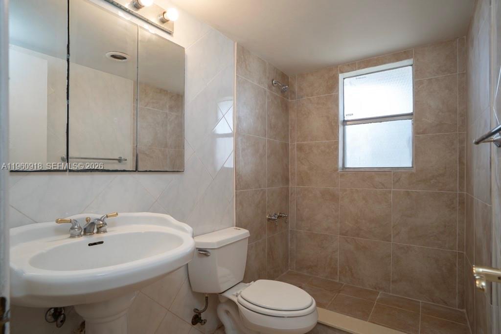 550 Se 2nd Avenue G25 Property Photo 20
