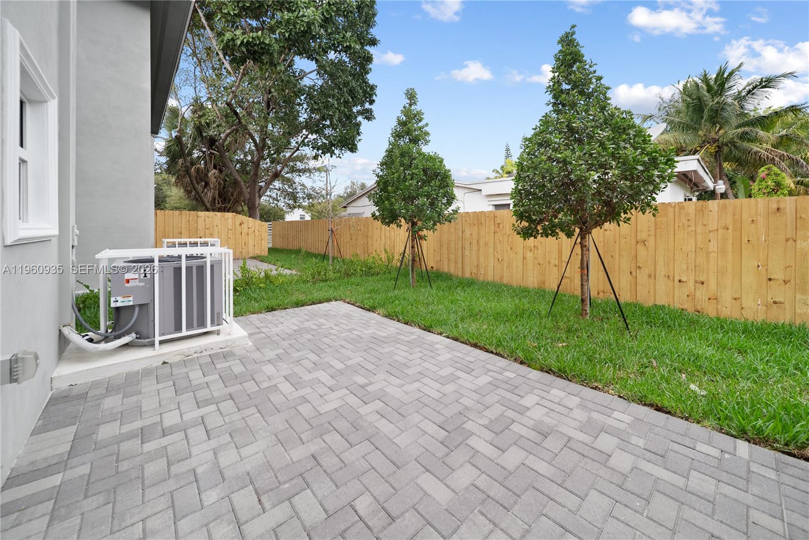 529 Nw 56th Street Property Photo 13