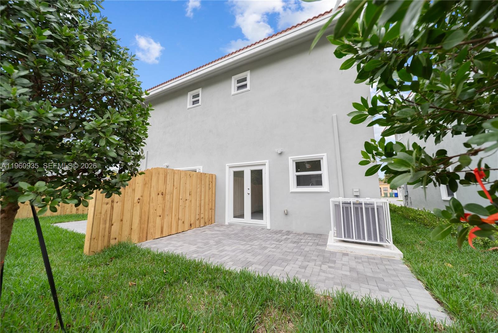 529 Nw 56th Street Property Photo 14