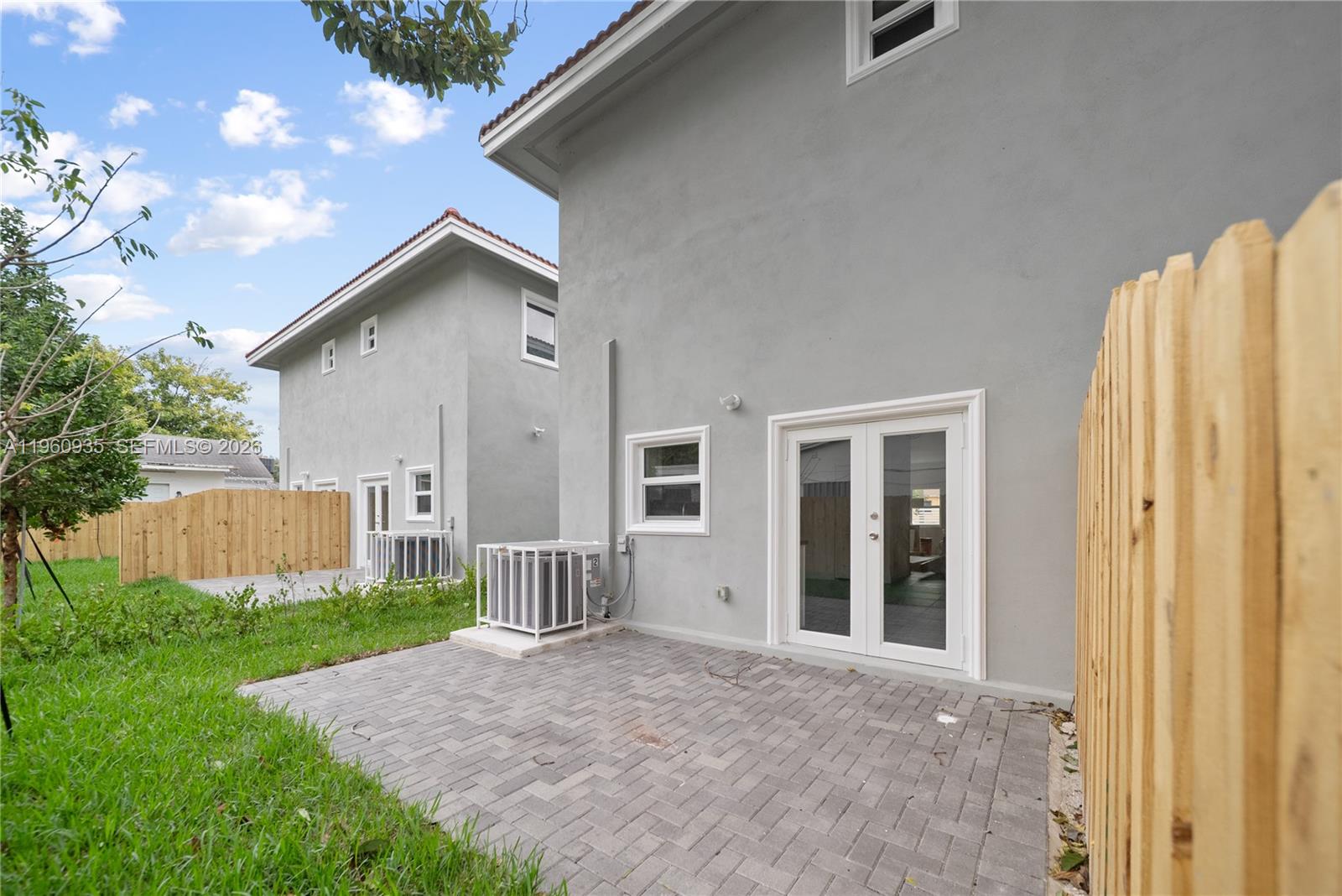 529 Nw 56th Street Property Photo 15