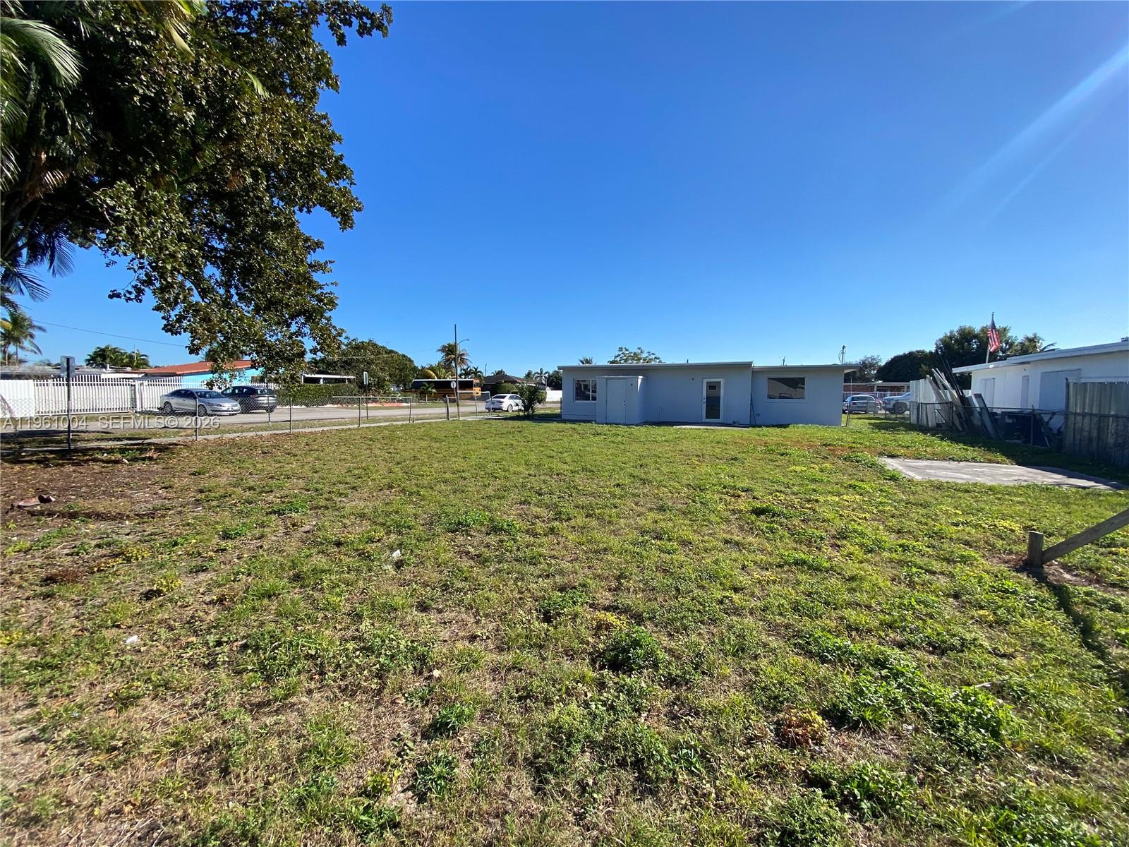 691 E 48th Street Property Photo 3