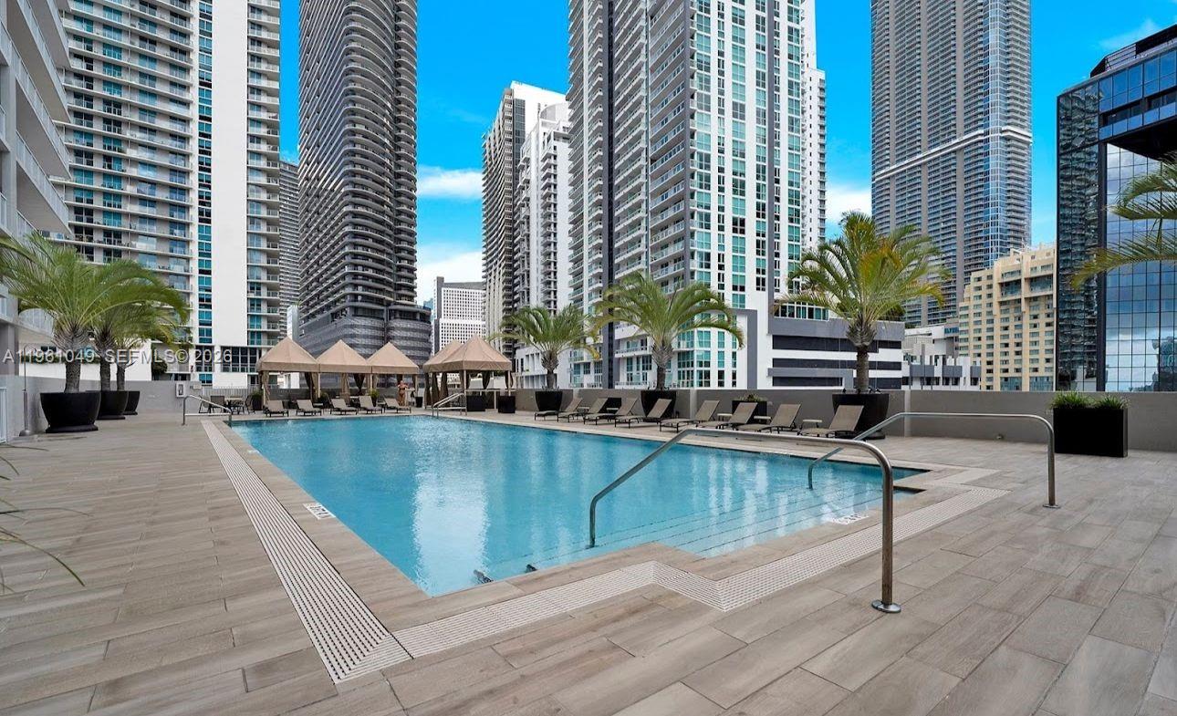 1250 S Miami Avenue 2310 Property Photo 2