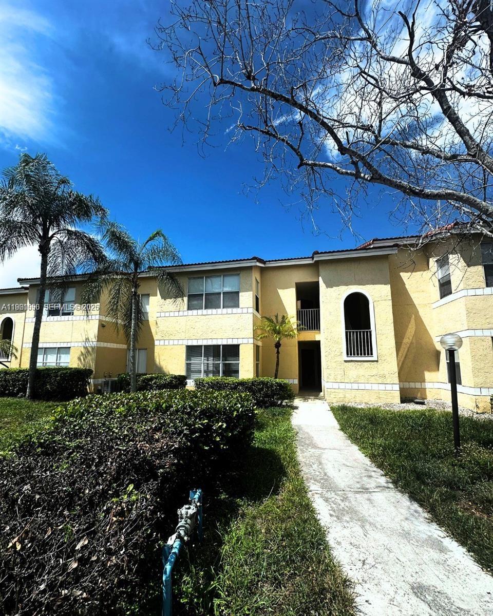 12760 Vista Isles Drive 715 Property Photo 2