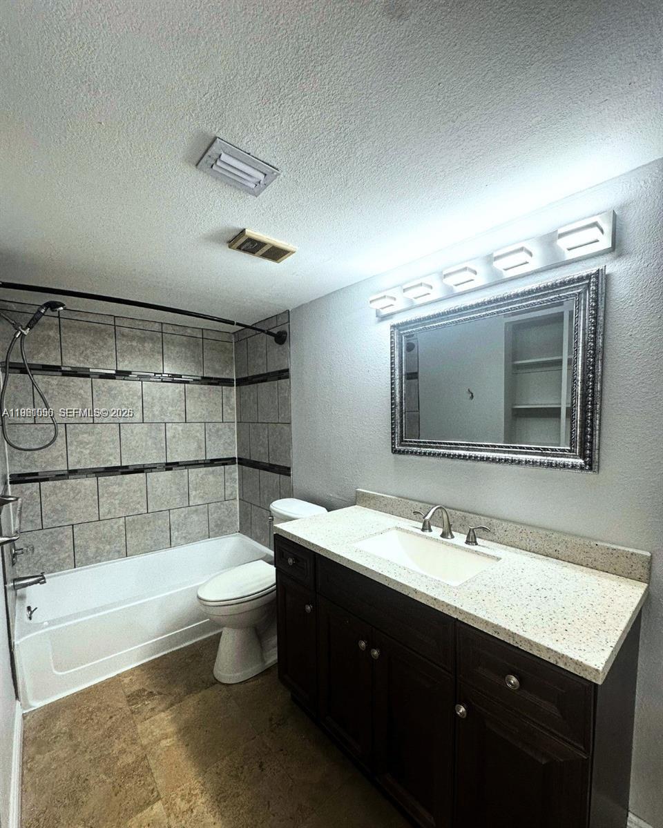 12760 Vista Isles Drive 715 Property Photo 14