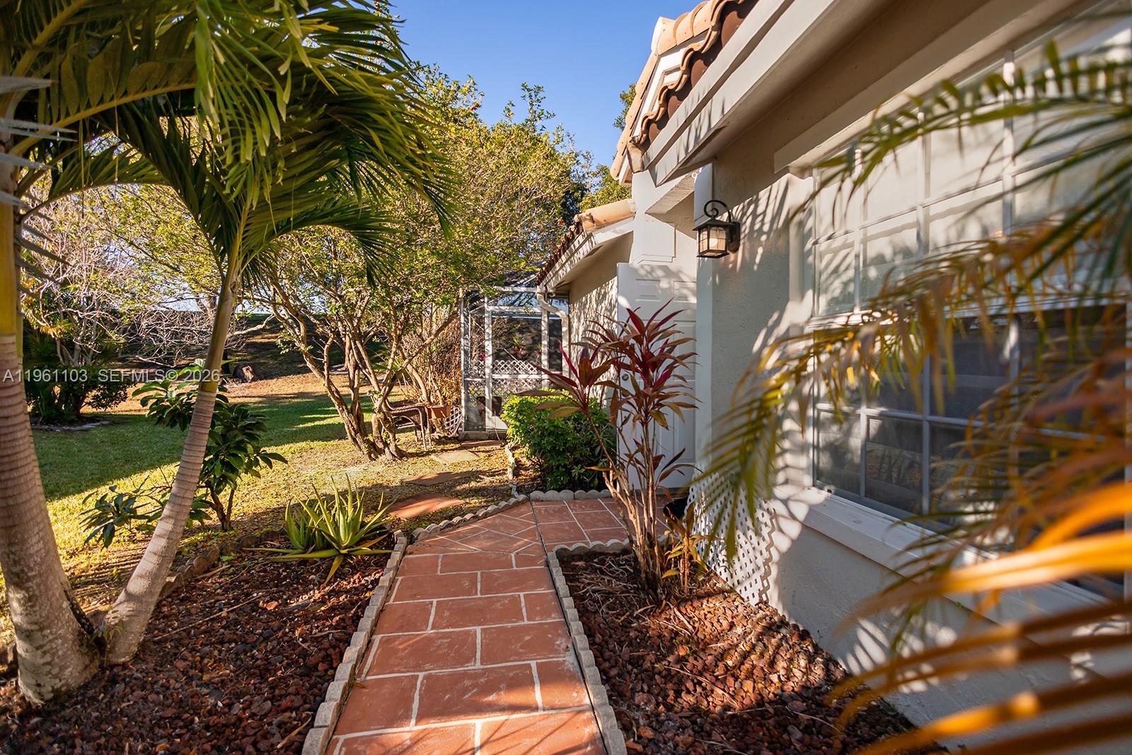11831 Nw 57th Street Property Photo 21