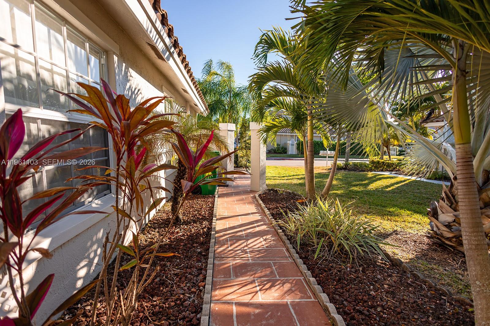 11831 Nw 57th Street Property Photo 22