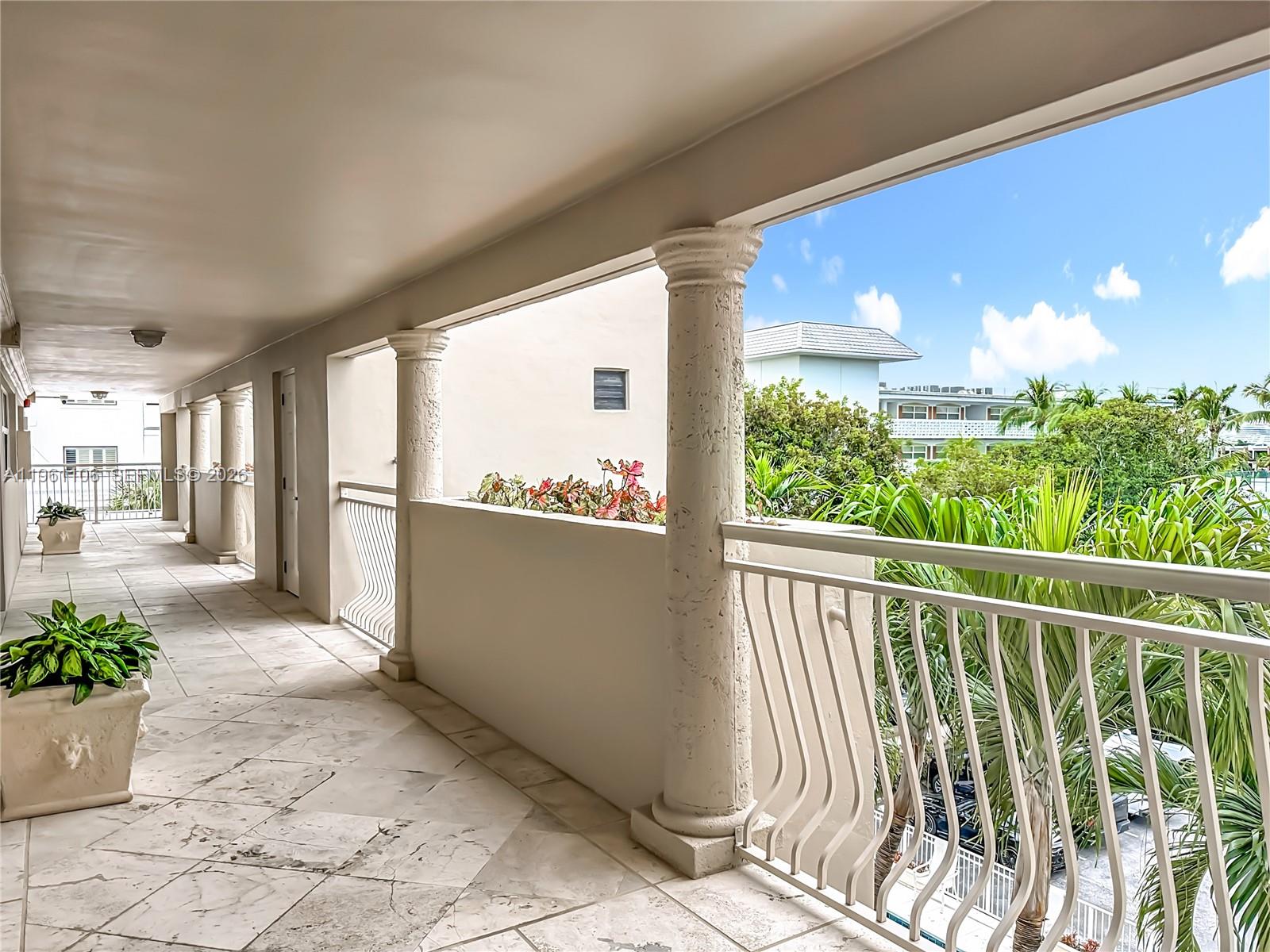 1710 S Ocean Lane 404 Property Photo 8
