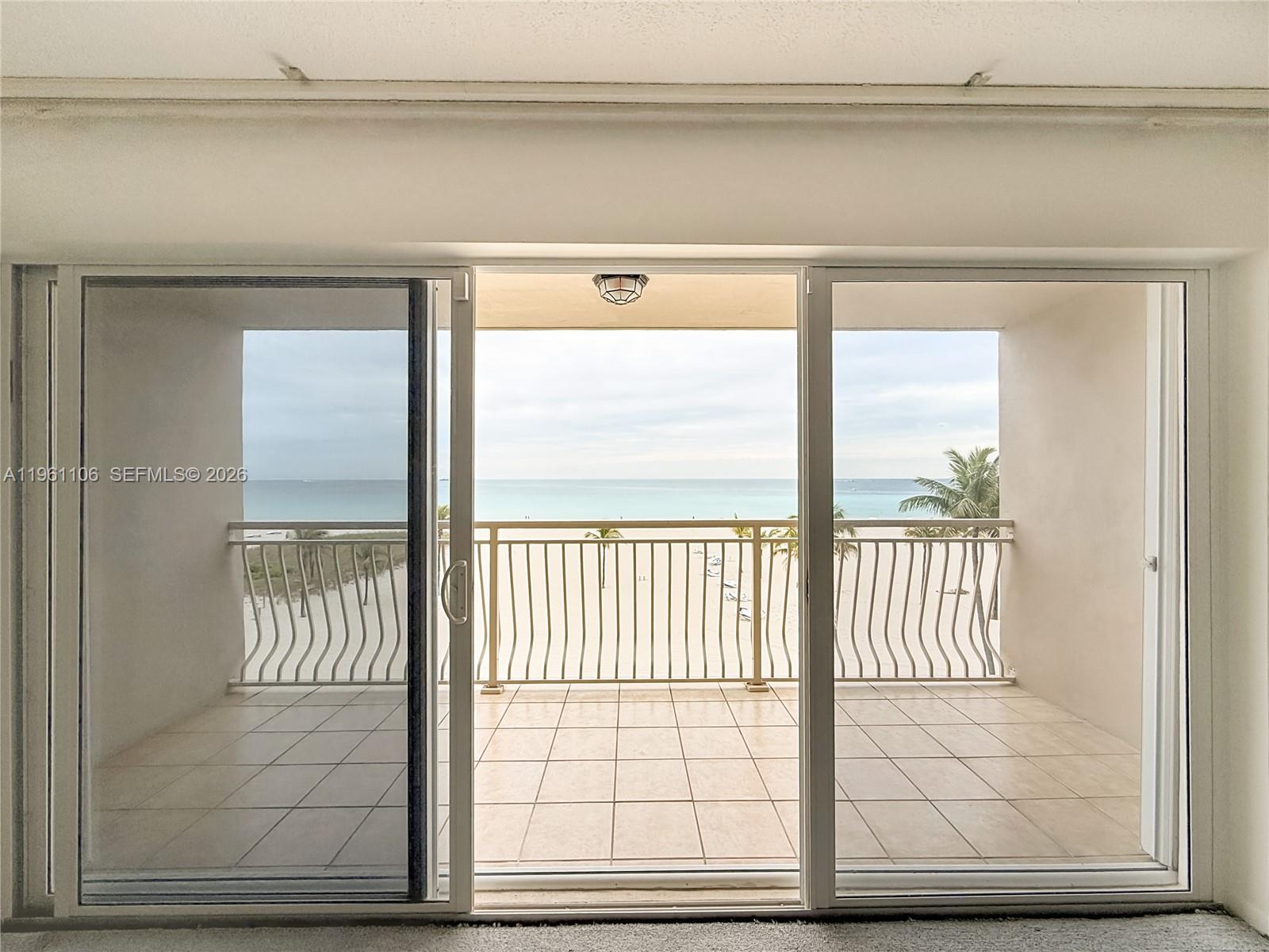 1710 S Ocean Lane 404 Property Photo 14