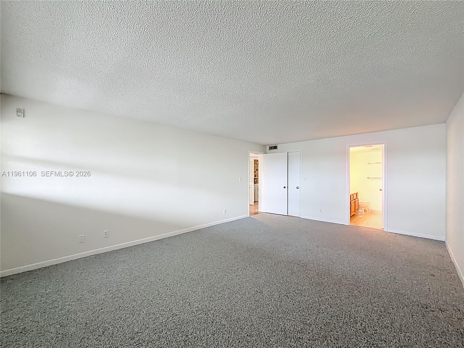 1710 S Ocean Lane 404 Property Photo 24