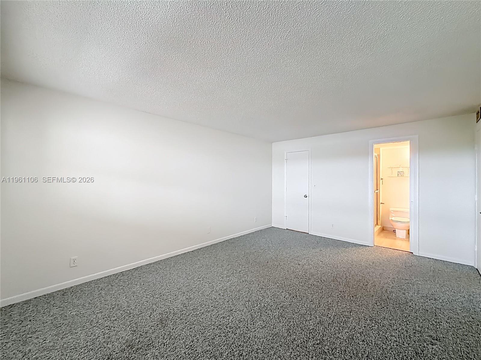 1710 S Ocean Lane 404 Property Photo 32
