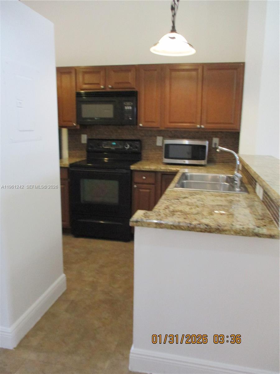 3200 Nw 46th Street 205 Property Photo 11