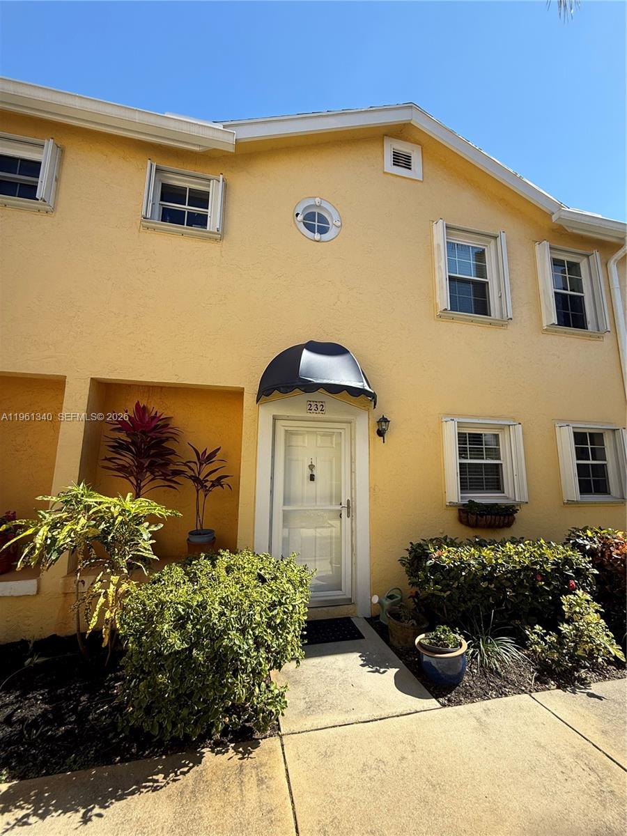 232 Waterside Drive Property Photo 1