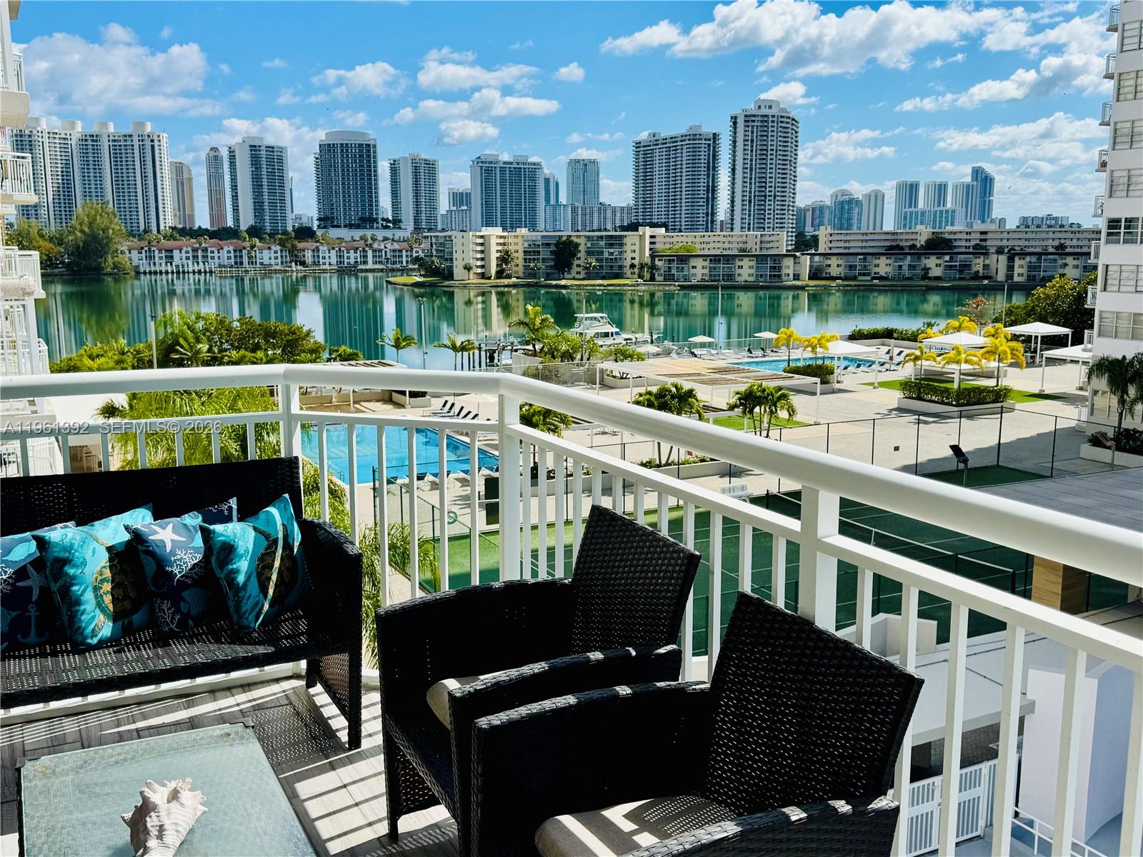18051 Biscayne Boulevard 503 Property Photo 1