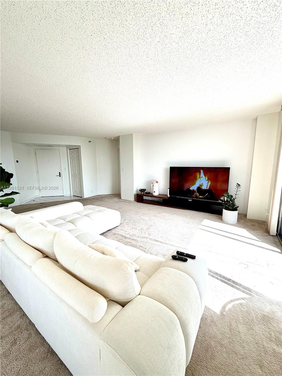 3530 Mystic Pointe Drive 2605 Property Photo 6