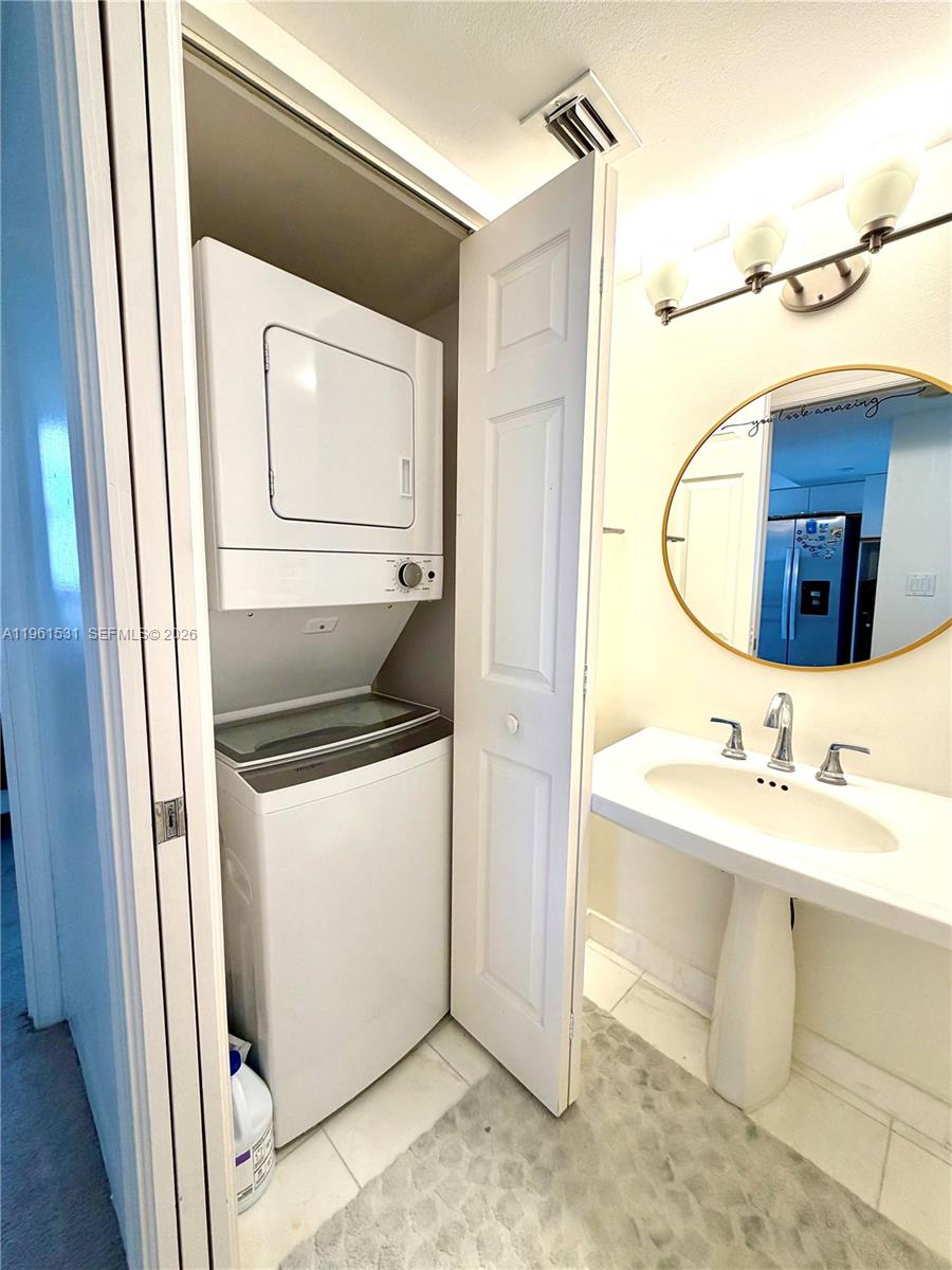 3530 Mystic Pointe Drive 2605 Property Photo 21