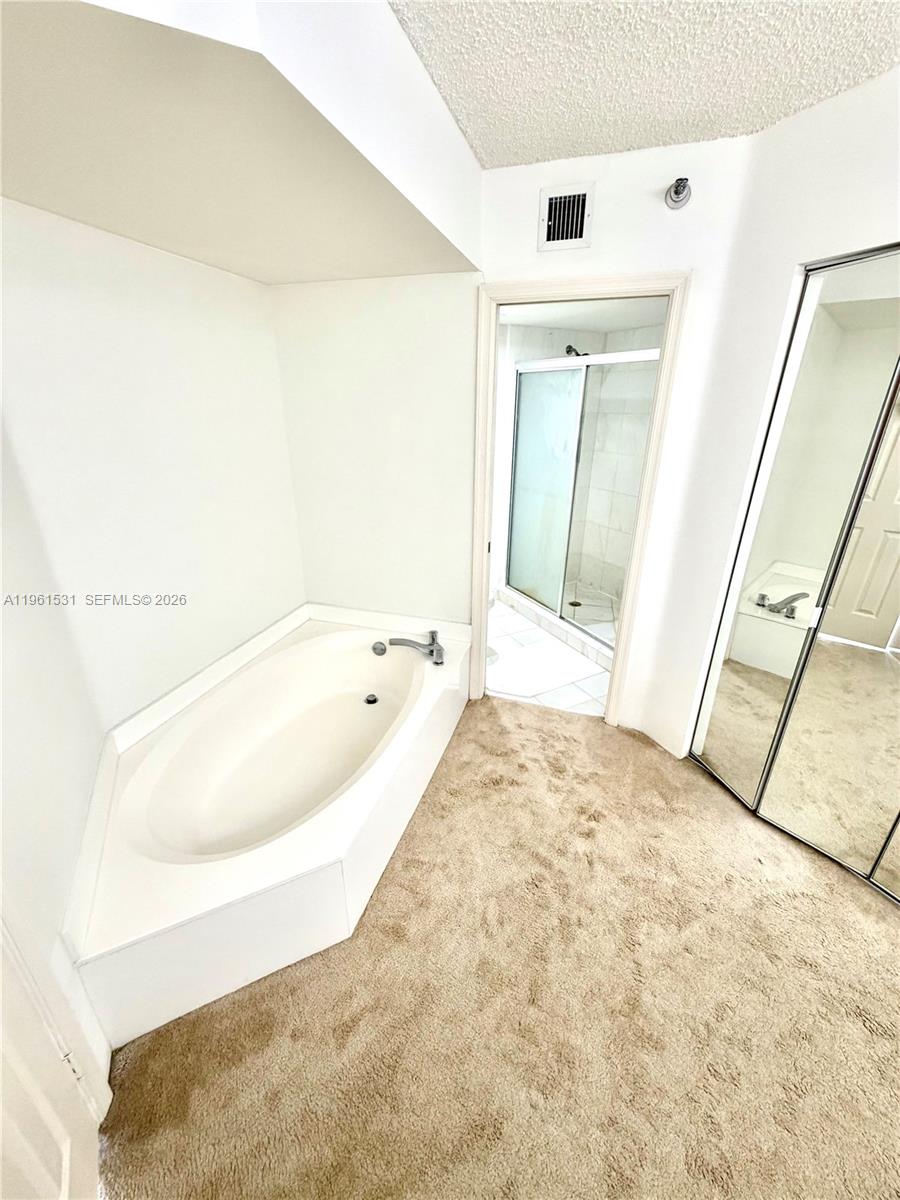 3530 Mystic Pointe Drive 2605 Property Photo 28