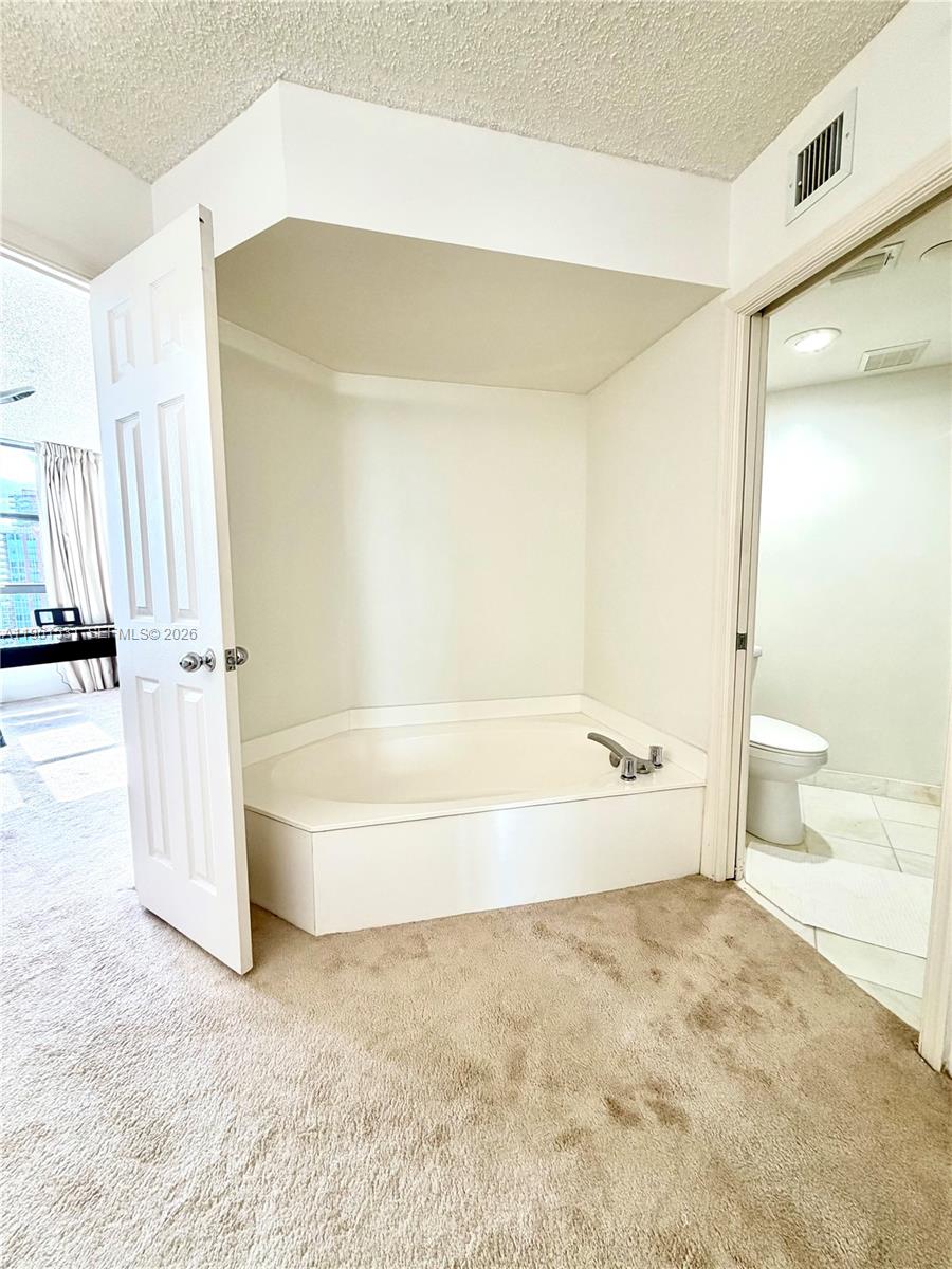 3530 Mystic Pointe Drive 2605 Property Photo 29