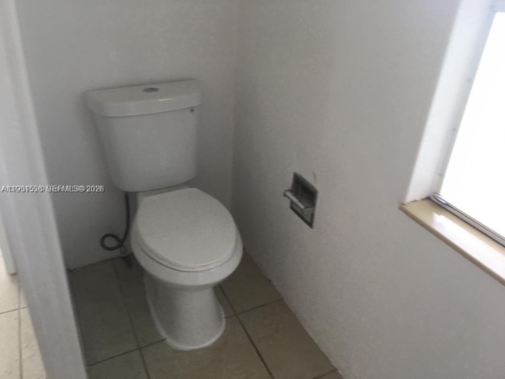 19800 Sw 180th Avenue 379 Property Photo 12