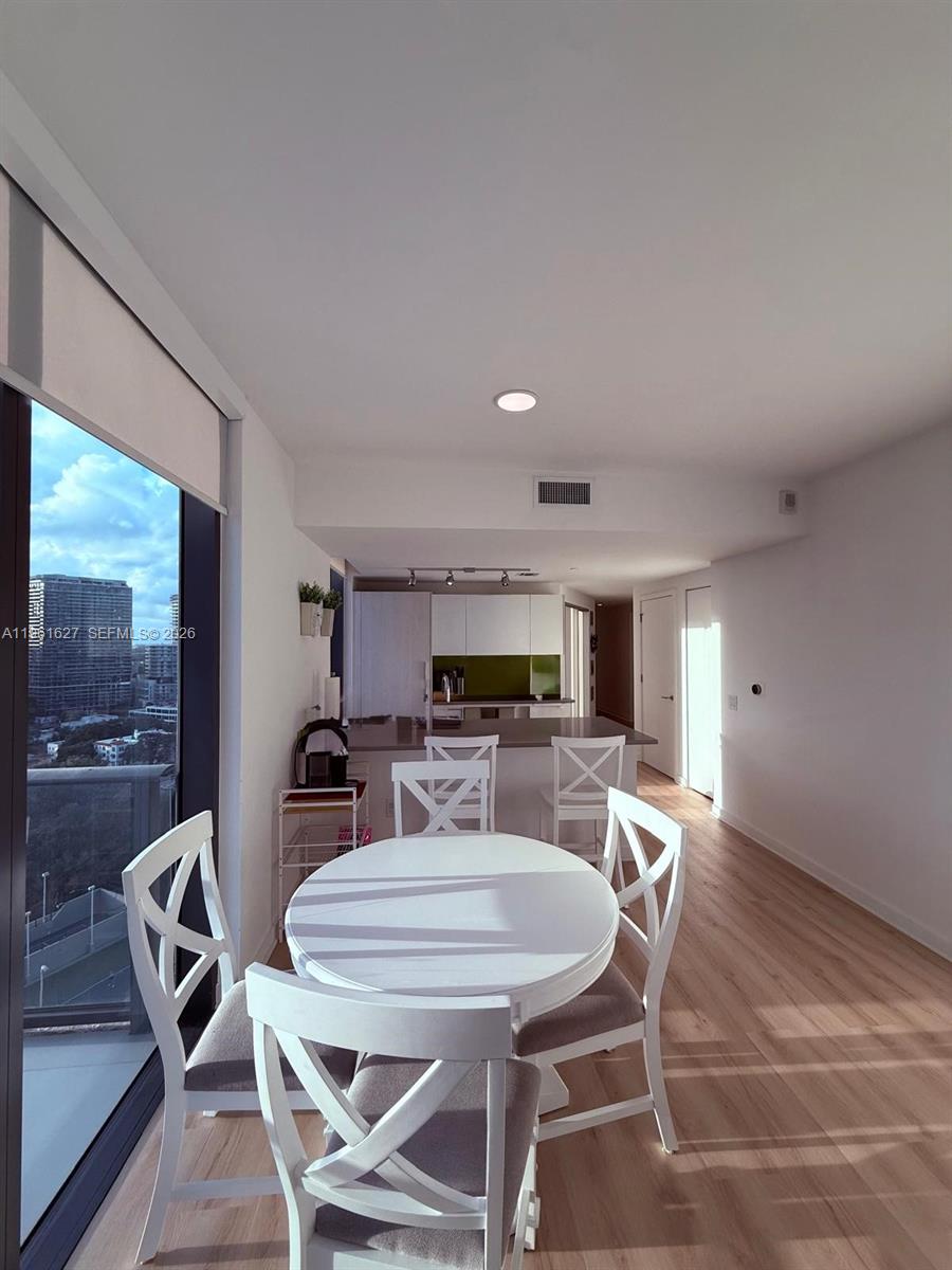 501 Ne 31st Street 1808 Property Photo 16