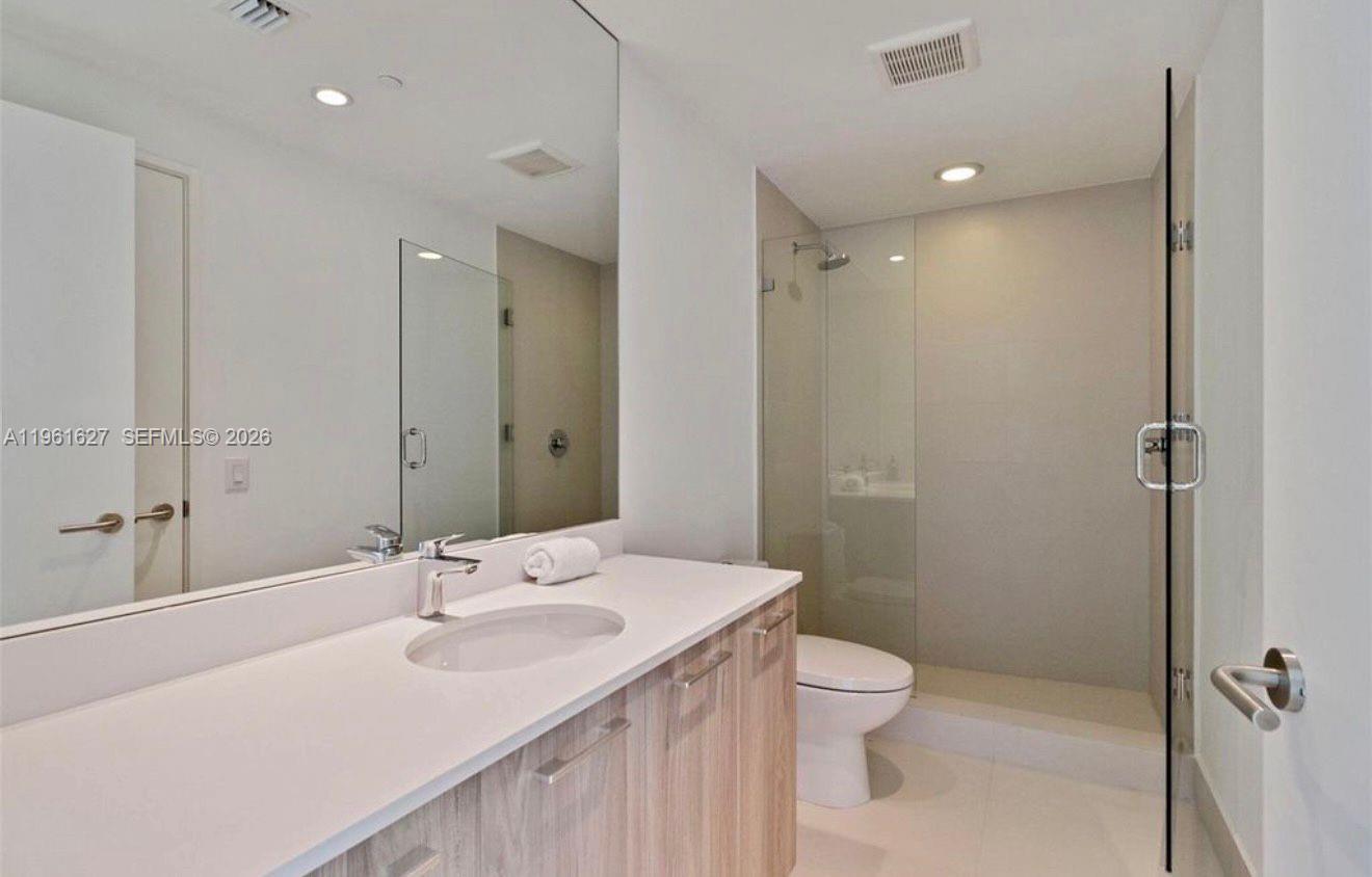 501 Ne 31st Street 1808 Property Photo 23