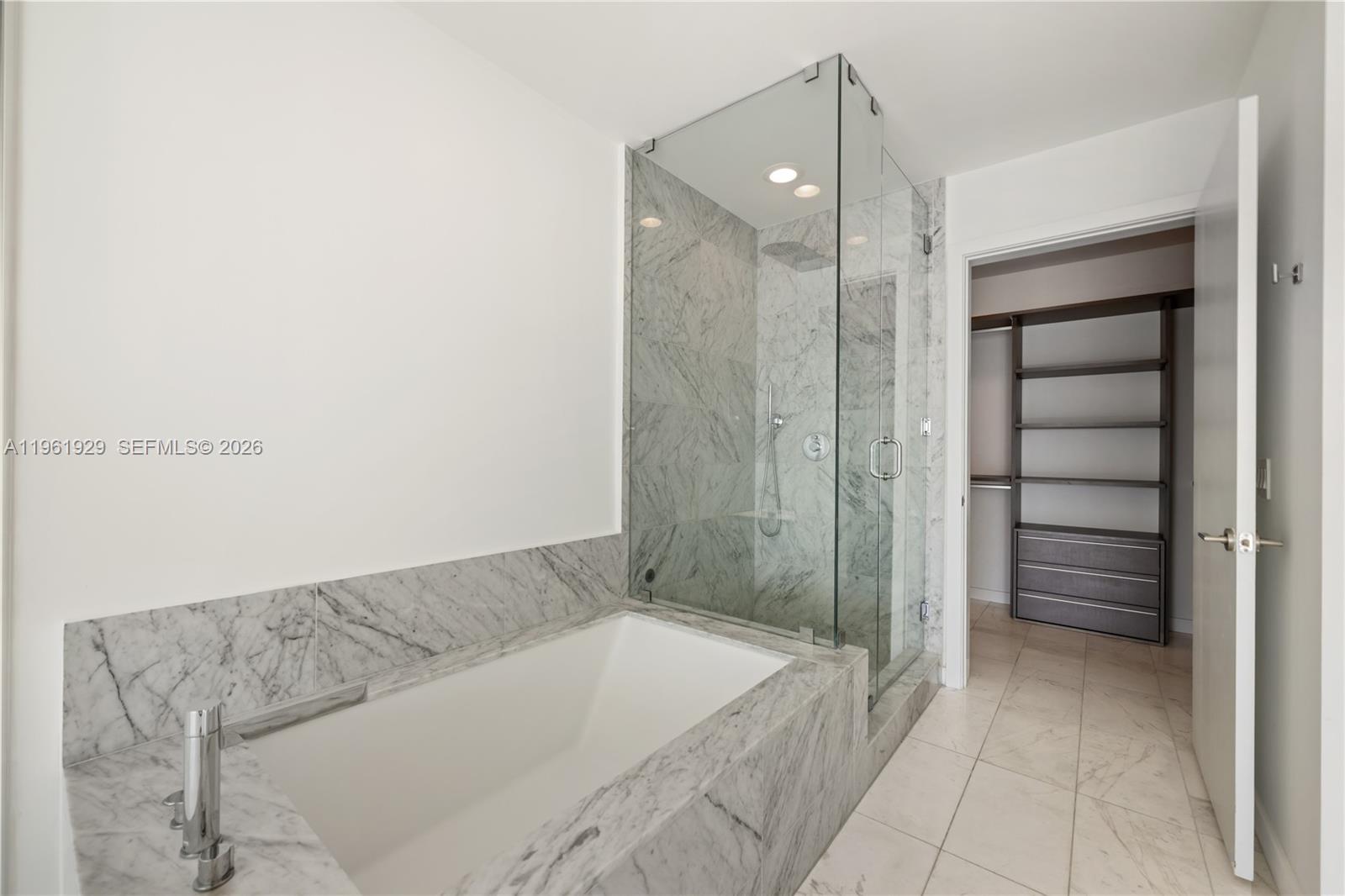 480 Ne 31st Street 1504 Property Photo 19