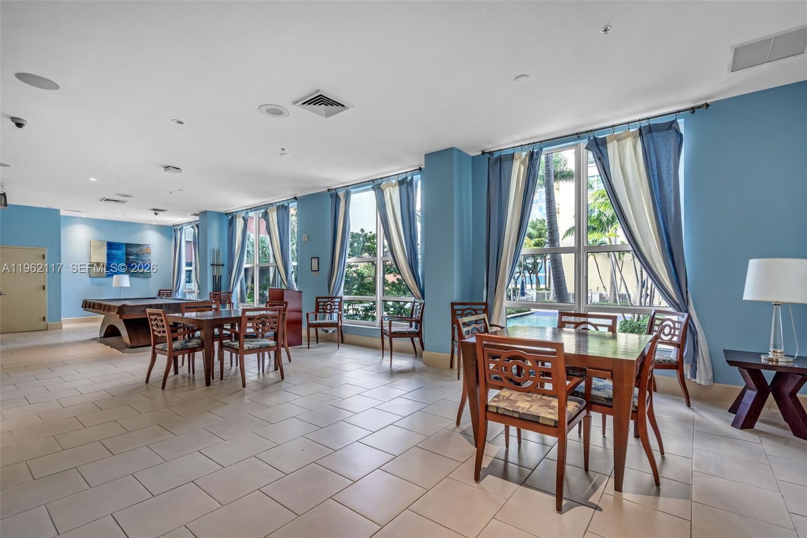 2000 N Bayshore Drive 909 Property Photo 32