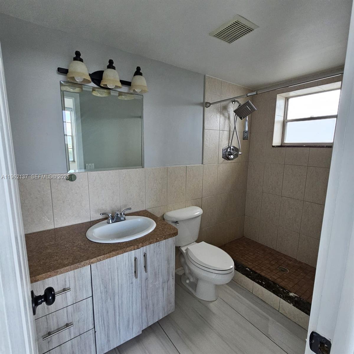15600 Nw 7th Avenue 703 Property Photo 14