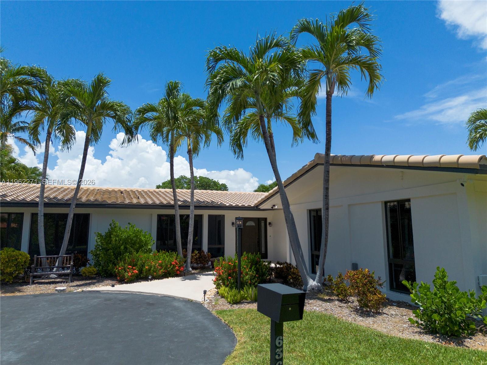 636 Hibiscus Drive Property Photo 14