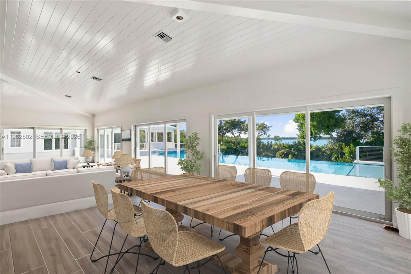 A11962802 Property Photo 14