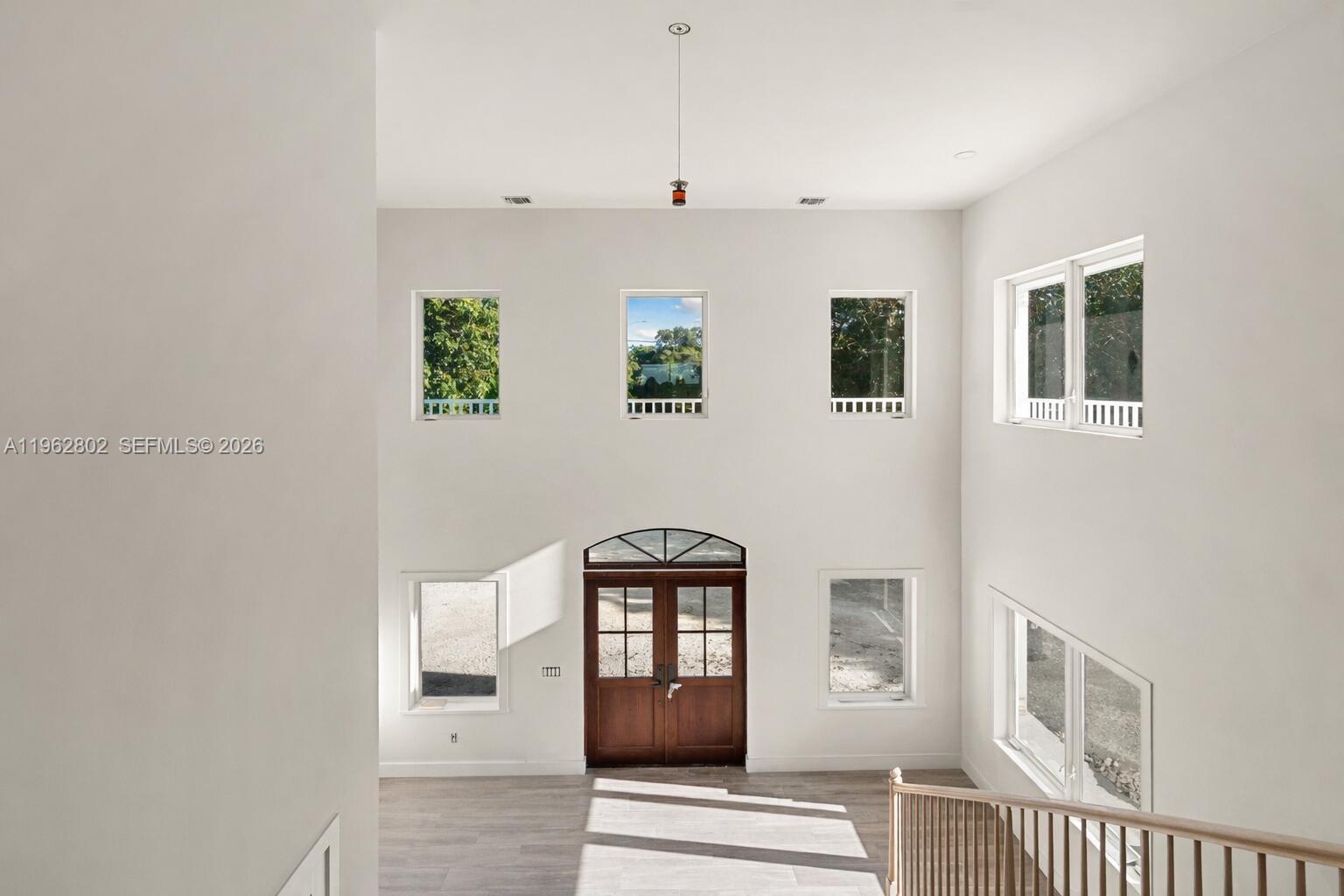 A11962802 Property Photo 18