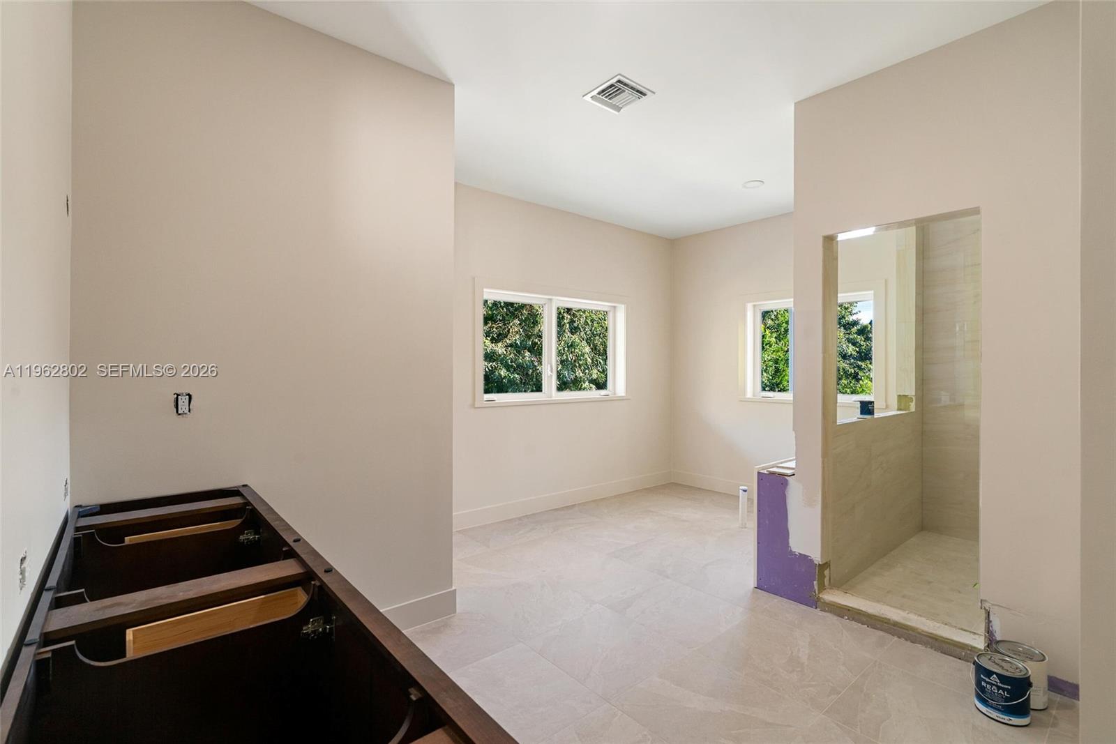 A11962802 Property Photo 22