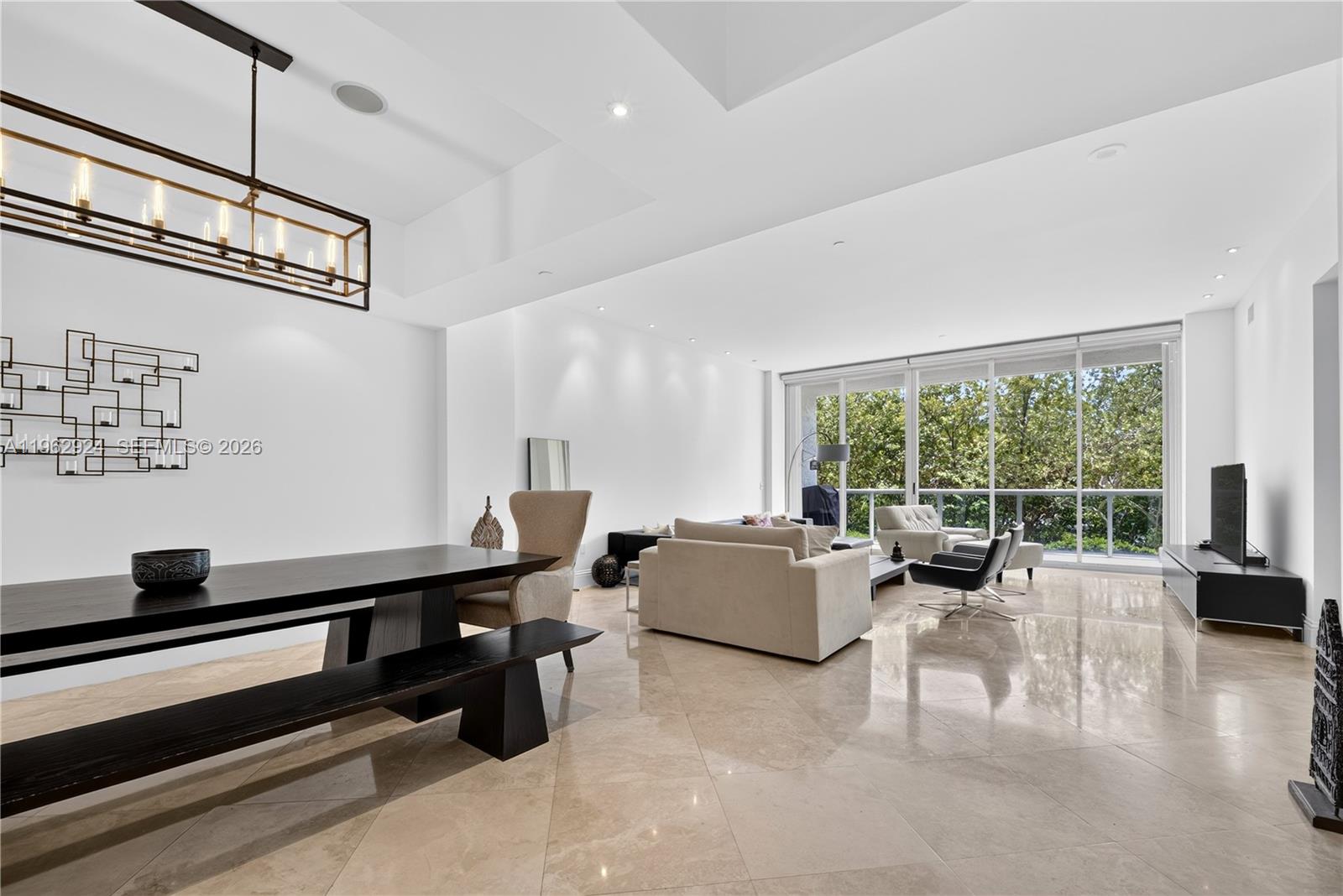 16500 Collins Avenue Th-9 Property Photo 16