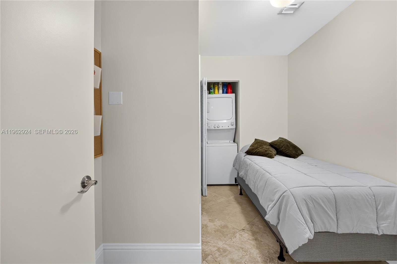 16500 Collins Avenue Th-9 Property Photo 29