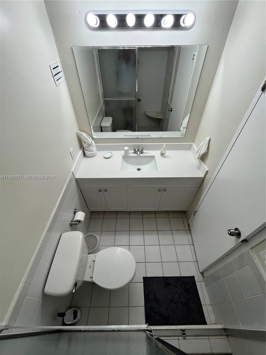 A11962971 Property Photo 10