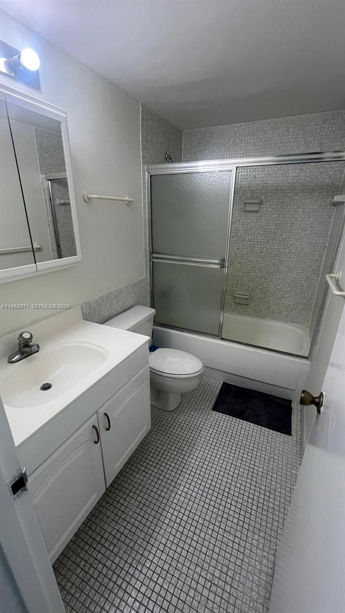 A11962971 Property Photo 15