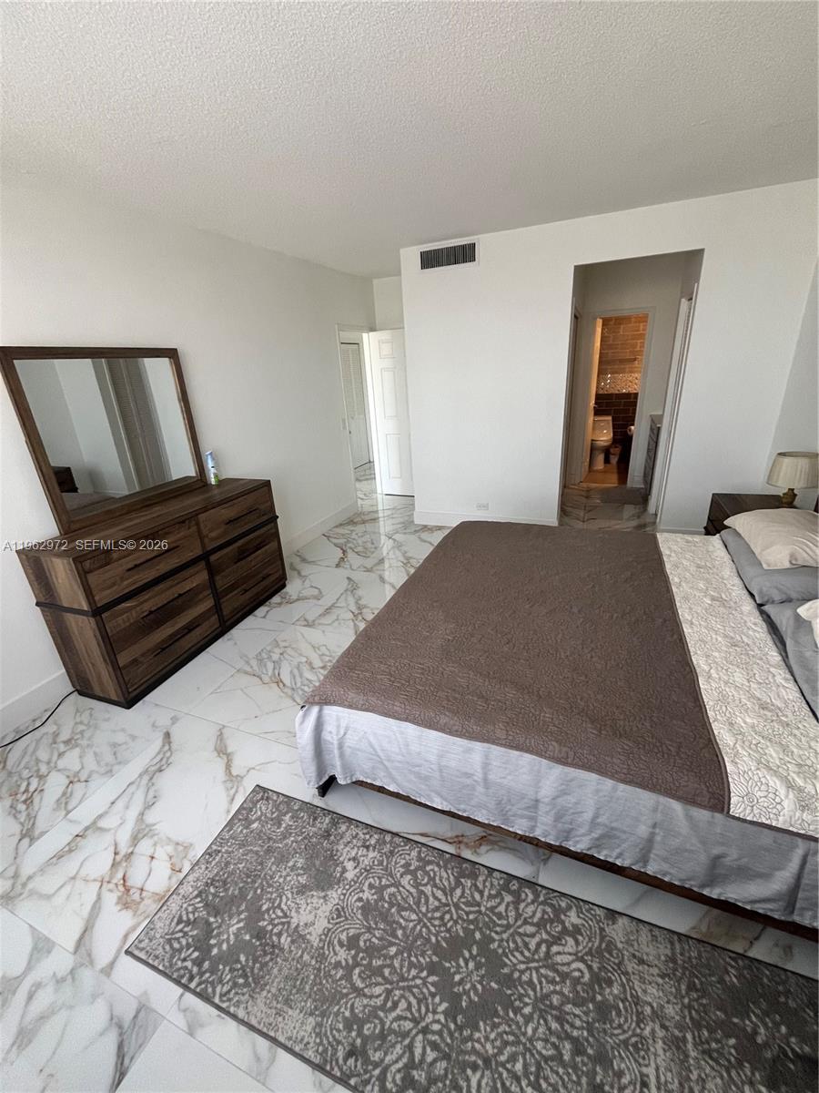 A11962972 Property Photo 11