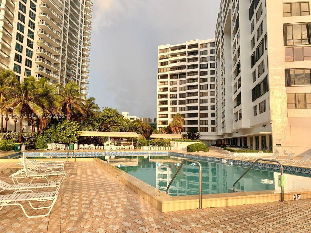 A11962972 Property Photo 18