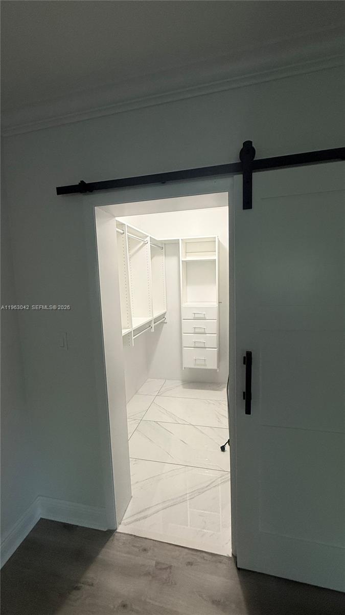 A11963042 Property Photo 15