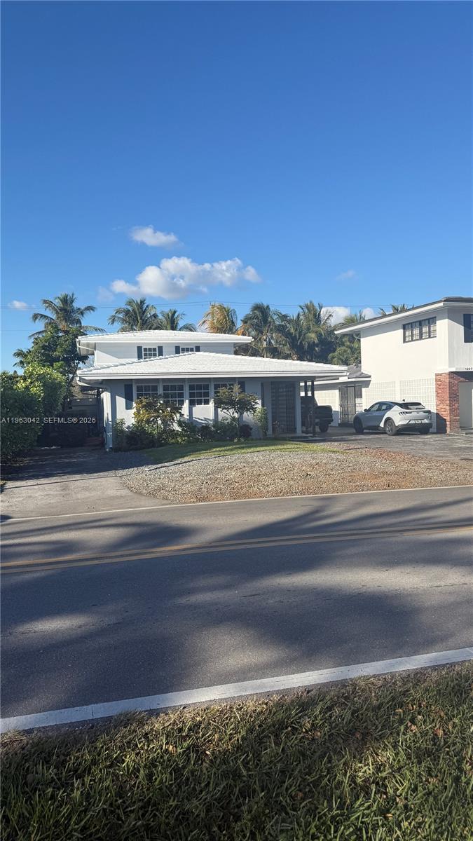 A11963042 Property Photo 18
