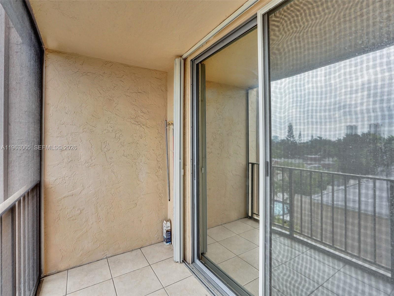 2001 Atlantic Shores Boulevard 419 Property Photo 25