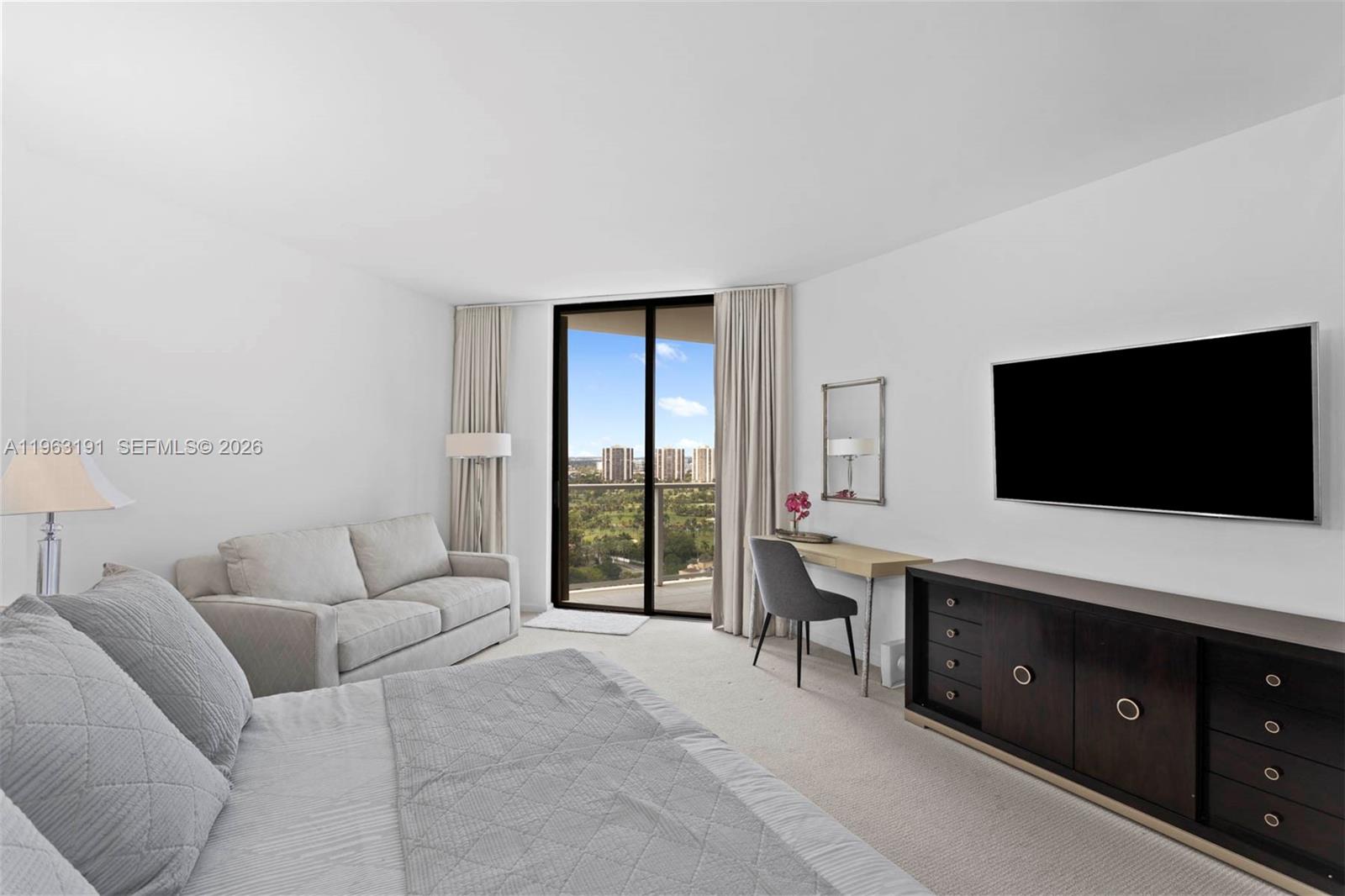 19500 Turnberry Way 20-c Property Photo 17
