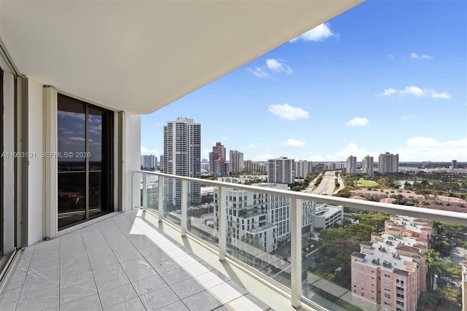 19500 Turnberry Way 20-c Property Photo 24
