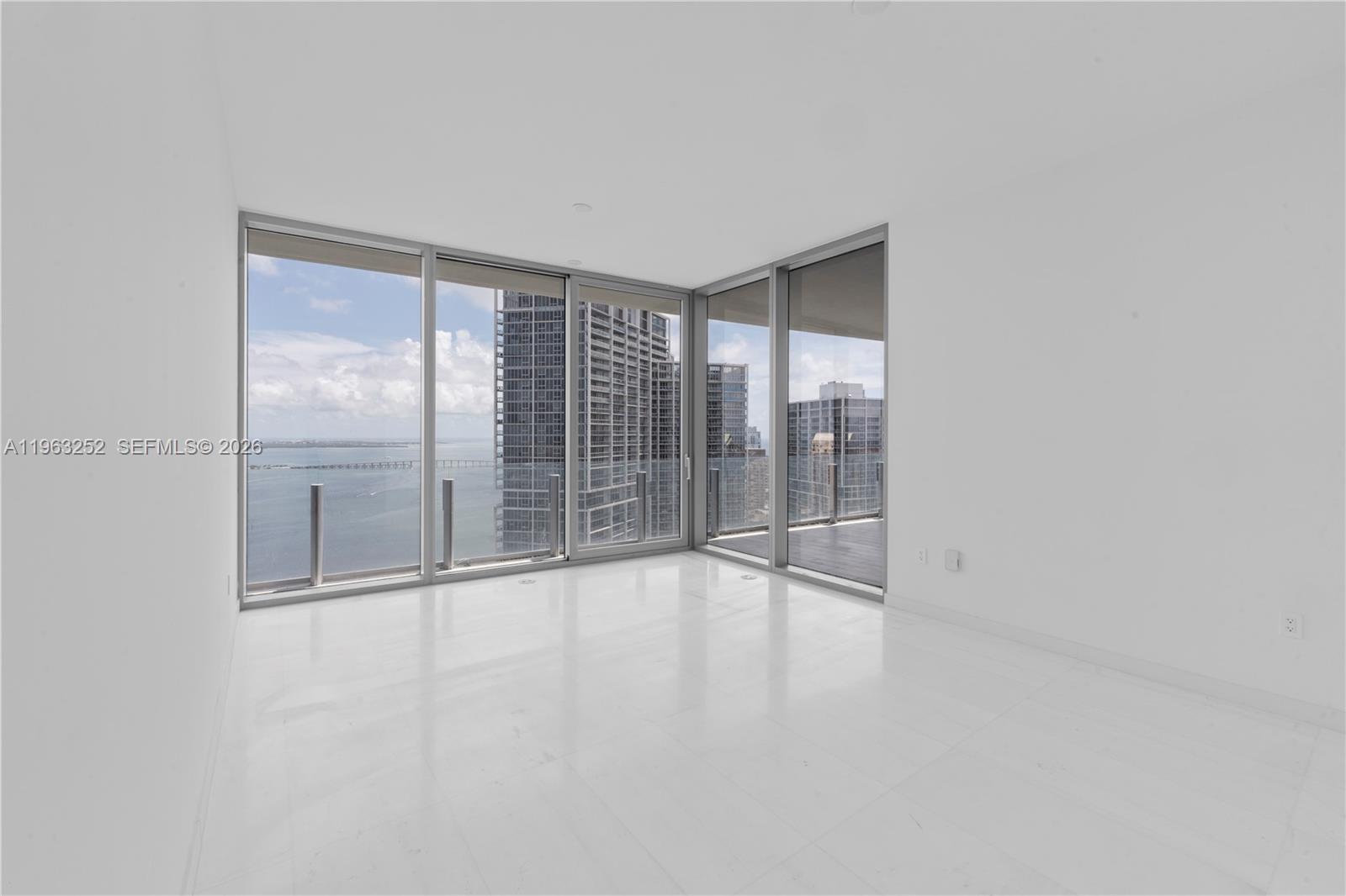 300 Biscayne Blvd Way 4404 Property Photo 17