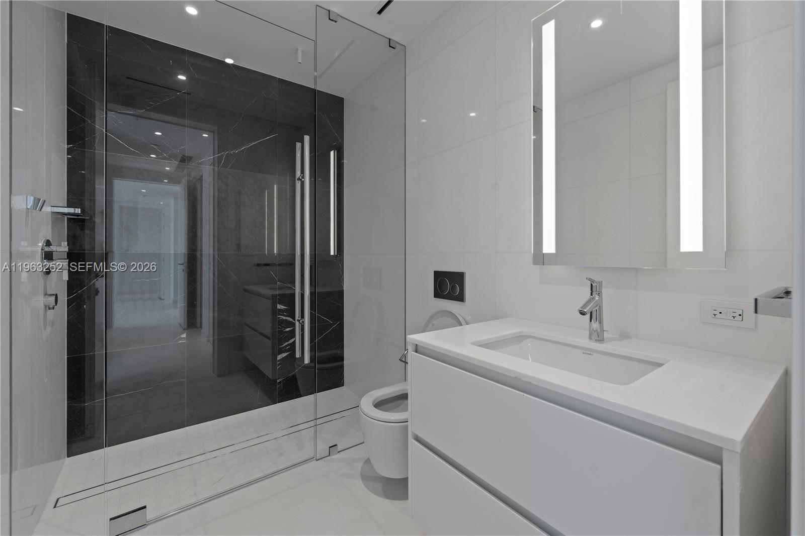 300 Biscayne Blvd Way 4404 Property Photo 26