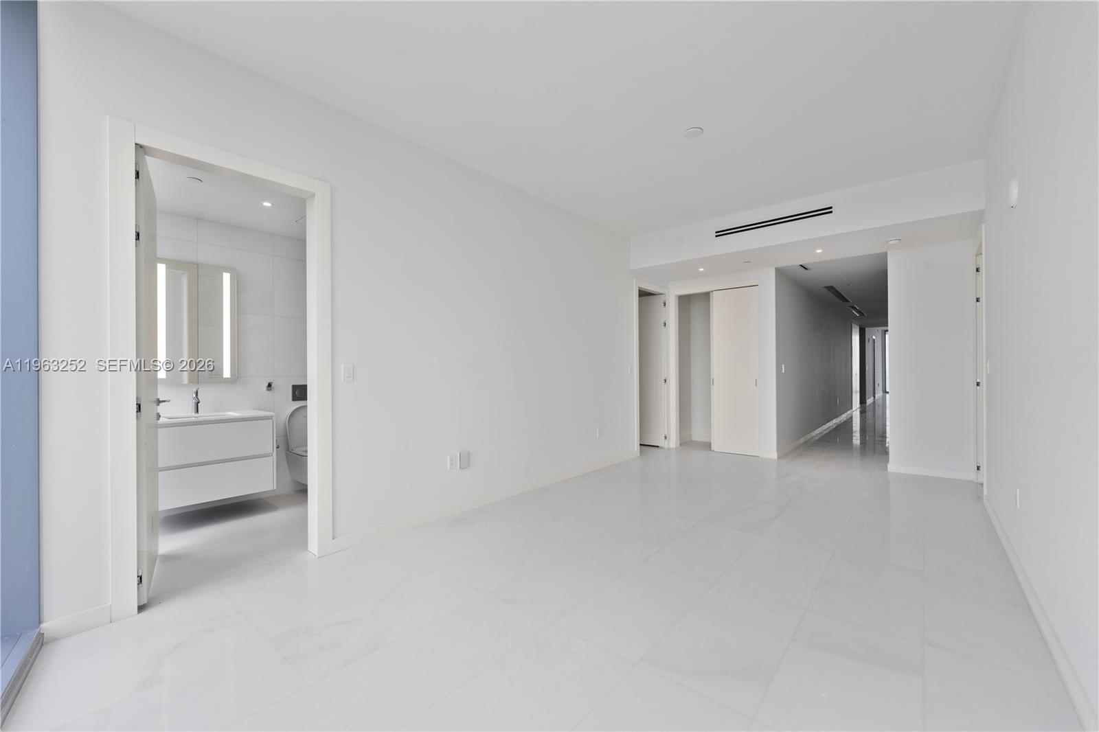 300 Biscayne Blvd Way 4404 Property Photo 28