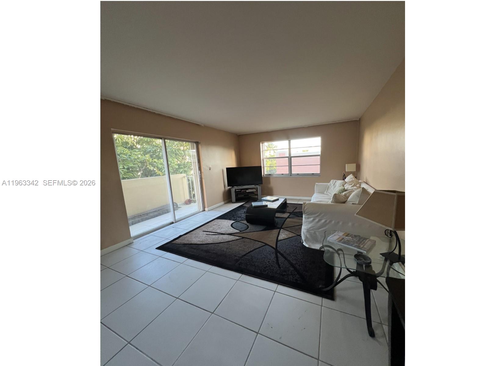730 Pennsylvania Avenue 301 Property Photo 3
