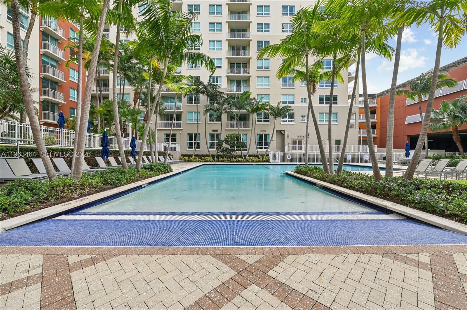 2000 N Bayshore Drive 304 Property Photo 25