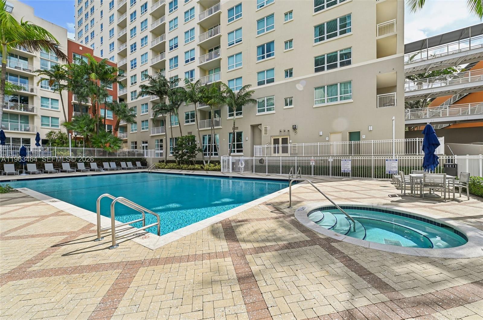 2000 N Bayshore Drive 304 Property Photo 26
